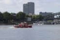 Schiff 1 Koeln in Hoehe der Koelner Zoobruecke P262